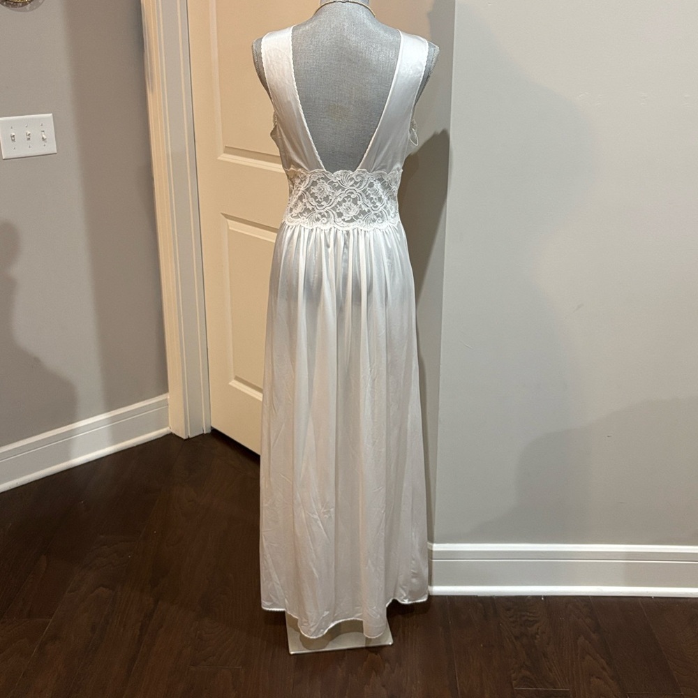Rare Vintage Lily of France White Lace Maxi Nightgown Dress size Medium - Picture 7 of 9